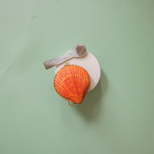 Load image into Gallery viewer, Leaves & Wood Solid Perfume Balm + Mother of Pearl Spoon