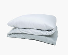 Load image into Gallery viewer, Gravity Weighted Blanket - Ombre | Gravity Blankets - Pothos Beauty