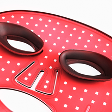 Load image into Gallery viewer, proCLEAR LED Mask (Jet Black)

