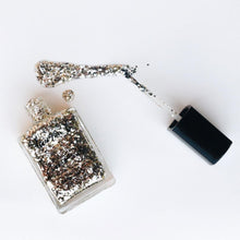 Load image into Gallery viewer, Bright Lights - Edie Parker X Lauren B. - 7 Free + Vegan Nail Polish - Pothos Beauty
