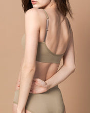 Load image into Gallery viewer, Everyday Versatile Seamless Bralette | Seamless Lingerie - Pothos Beauty
