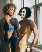Load image into Gallery viewer, Everyday Versatile Seamless Bralette | Seamless Lingerie - Pothos Beauty
