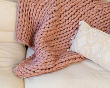 Load image into Gallery viewer, Gravity Chunky Knit Blanket | Gravity Blankets - Pothos Beauty 10 lbs weighted blanket200 - 300anxiety relief
