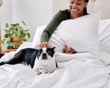 Load image into Gallery viewer, Gravity Weighted Blanket  |  Gravity Blankets
