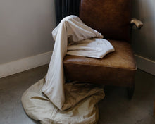 Load image into Gallery viewer, Gravity Weighted Blanket - Ombre | Gravity Blankets - Pothos Beauty
