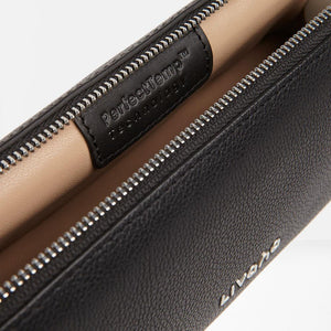 Livana PerfectTemp Leather Cosmetic Case - The Minimalist  |  LIVIANA