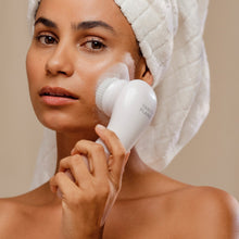 Load image into Gallery viewer, Raedia | Facial Cleansing Brush | VANITY PLANET - Pothos Beauty
