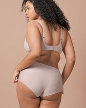 Load image into Gallery viewer, Second Skin Everyday Seamless T-shirt Bra | Seamless Lingerie - Pothos Beauty
