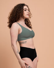 Load image into Gallery viewer, Second Skin Wide Strap Seamless Bra | Seamless Lingerie - Pothos Beauty
